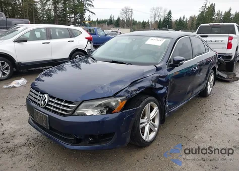 2015 Volkswagen Passat 2.0L Tdi Se z USA, uszkodzony, nr VIN 1VWBV7A33FC061052